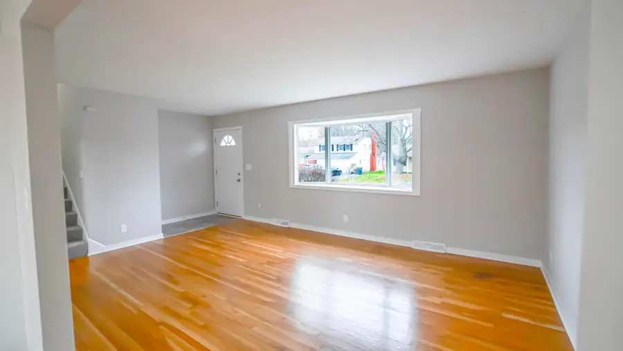 5846 Riverton Road, Columbus, OH 43232 - Image #3