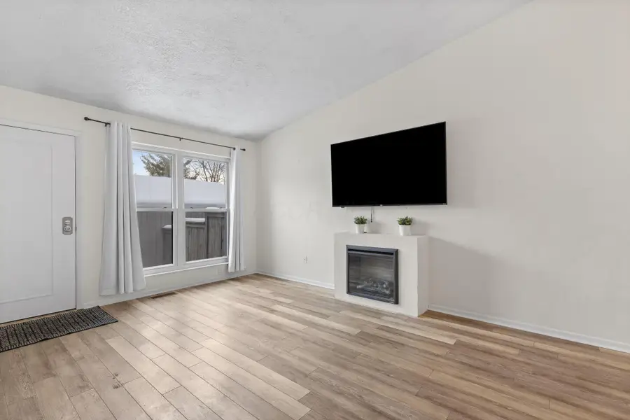 796 Timber Way Drive, Columbus, OH 43085 - Image #2