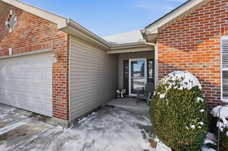 1728 Hunters Ridge Drive, Troy, OH 45373 - Image #3