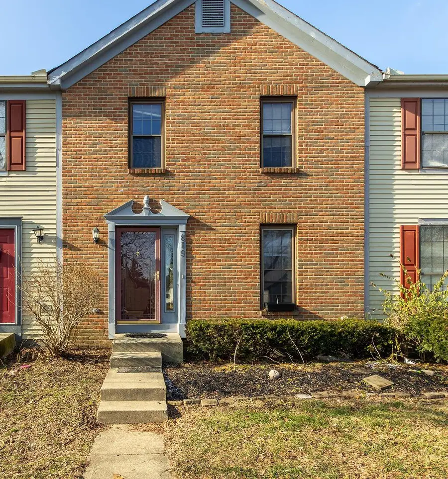 819 Crofton Place, Reynoldsburg, OH 43068 - Image #2