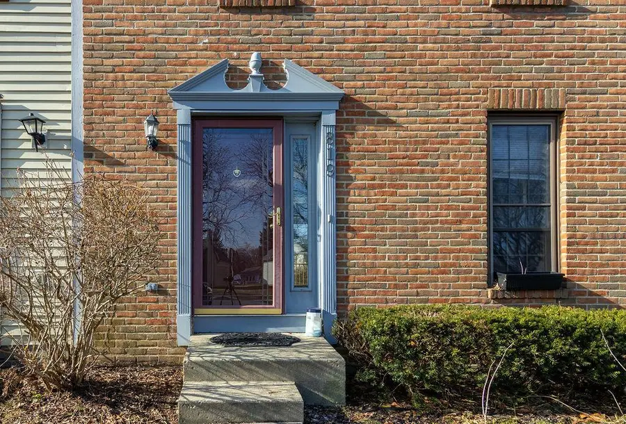 819 Crofton Place, Reynoldsburg, OH 43068 - Image #3