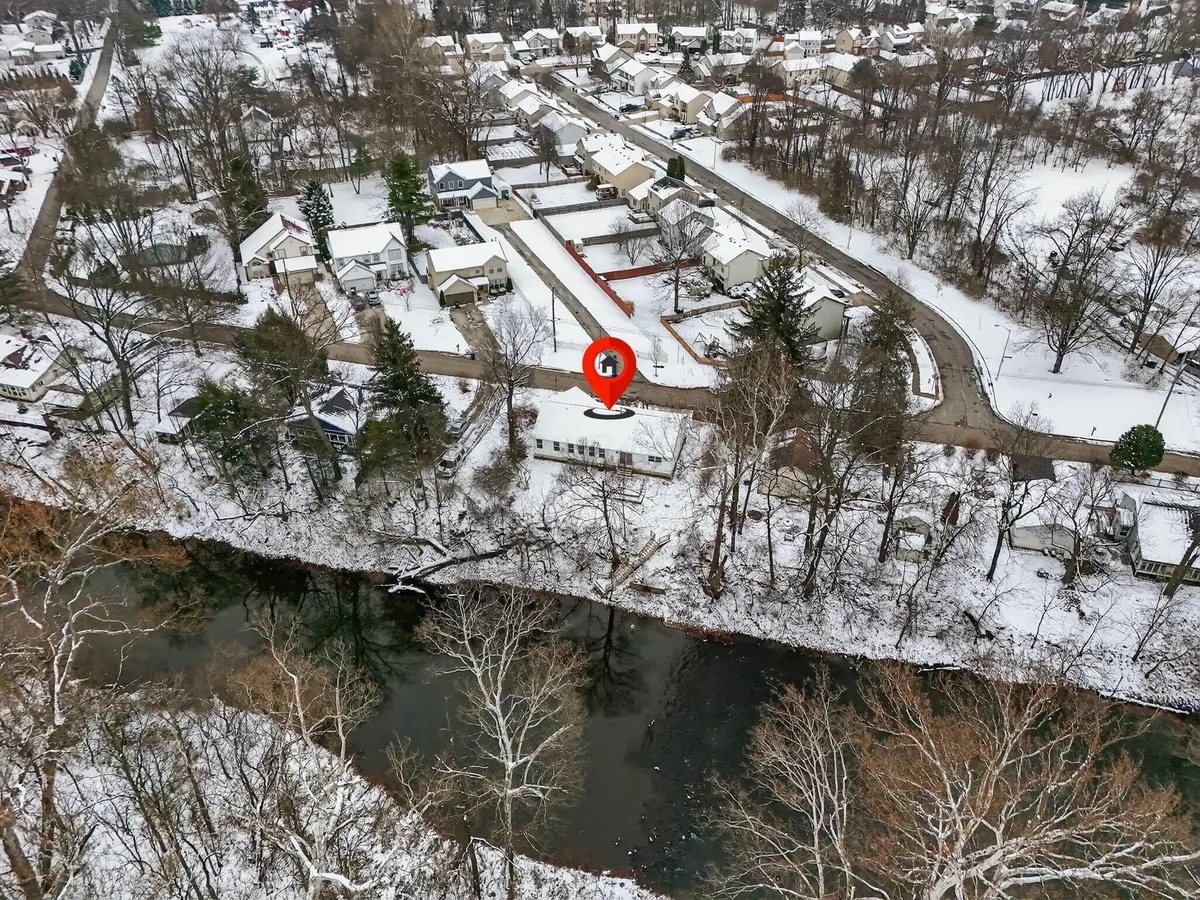 5561 Walnut View Boulevard, Columbus, OH 43230 - Image #1