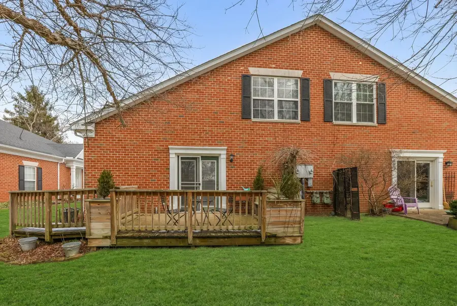 690 W Maple Street, Granville, OH 43023 - Image #3