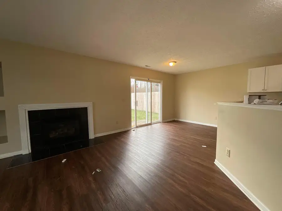 2107 Waymont Road, Columbus, OH 43229 - Image #2