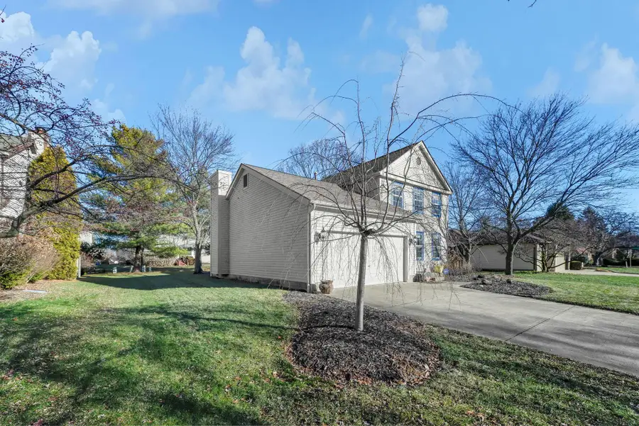 7456 Mapleleaf Court, Columbus, OH 43235 - Image #3