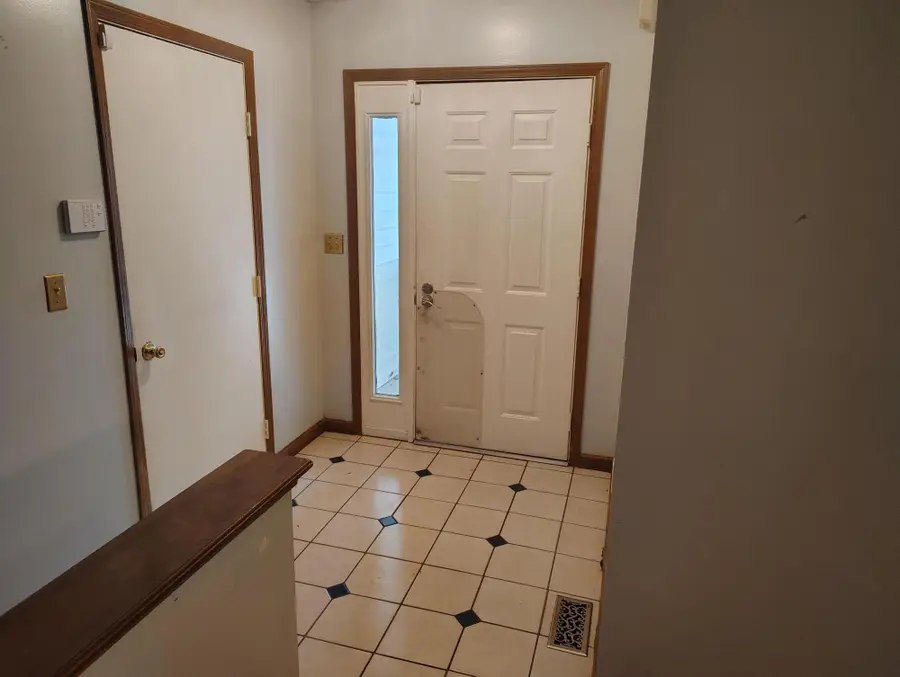 4531 White Leaf Way, Columbus, OH 43228 - Image #3