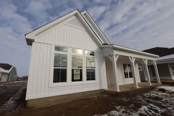 6954 Corsican Loop N, Hilliard, OH 43026