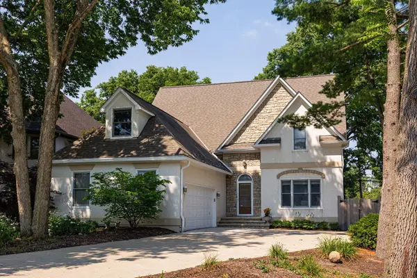 3441 Sunset Drive, Upper Arlington, OH 43221