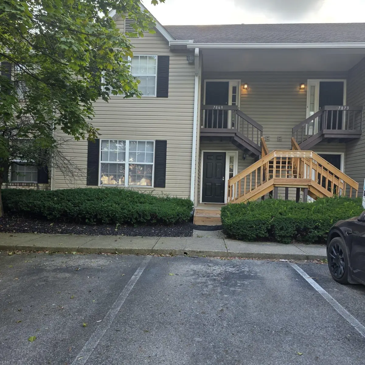 7871 Thornfield Lane, Columbus, OH 43235 - Image #1