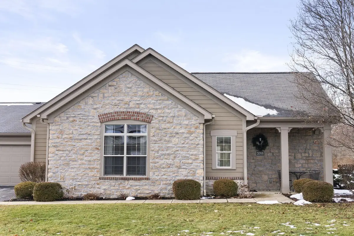 7055 Falls View Circle, Delaware, OH 43015 - Image #1