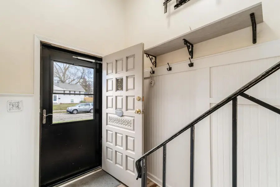 597 Knights Avenue, Columbus, OH 43230 - Image #2