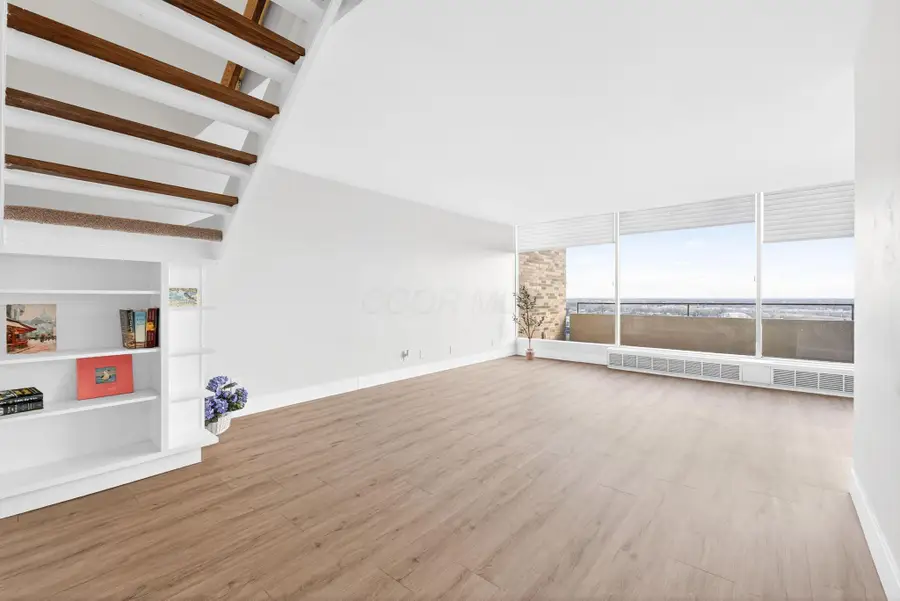 1000 Urlin Avenue, Columbus, OH 43212 - Image #3