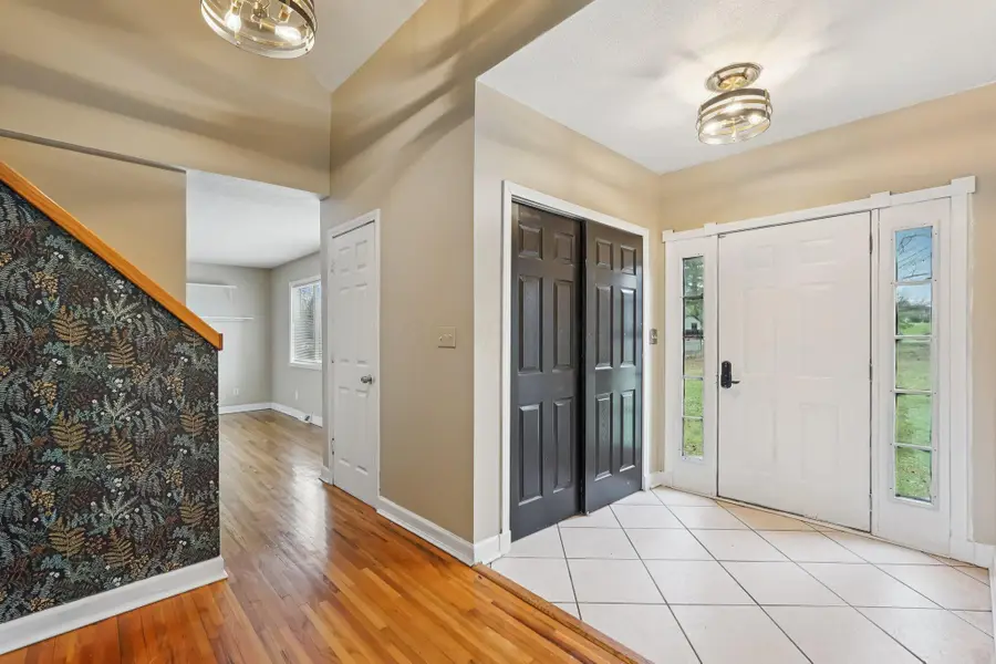 749 Carryback Drive Sw, Pataskala, OH 43062 - Image #2