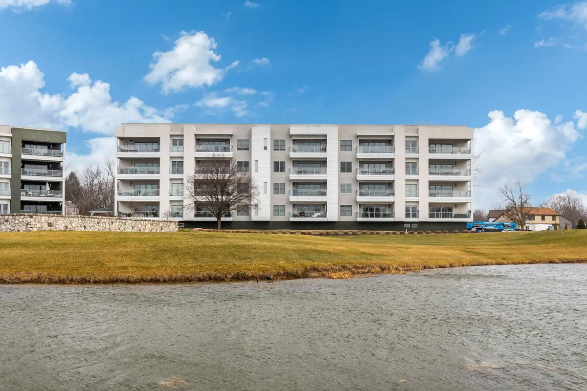 5285 Highpointe Lakes Drive, Westerville, OH 43081 - Image #1