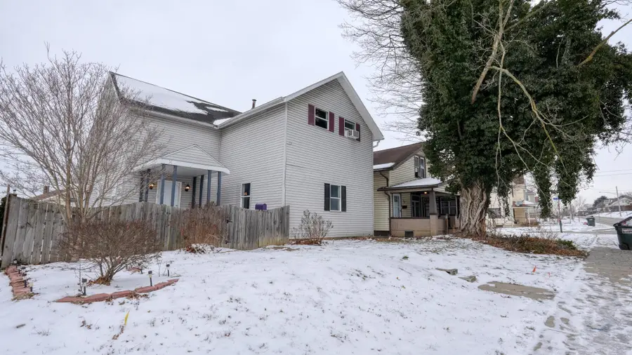 615 Clark Street, Cambridge, OH 43725 - #2