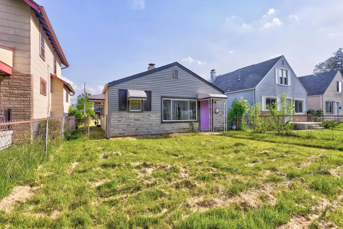 915 E 13th Avenue, Columbus, OH 43211 - Image #1