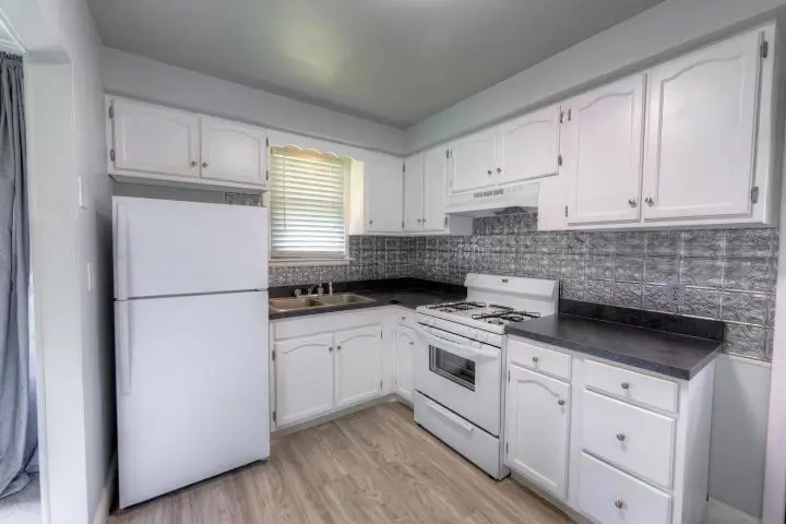 915 E 13th Avenue, Columbus, OH 43211 - Image #2