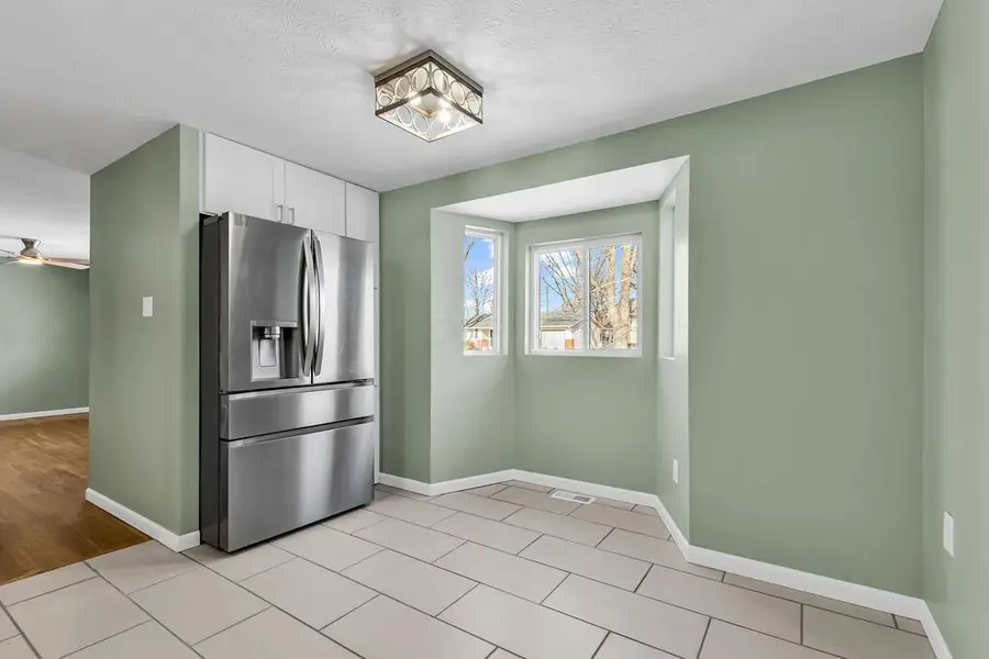 1451 Chesterton Square S, Columbus, OH 43229 - Image #3