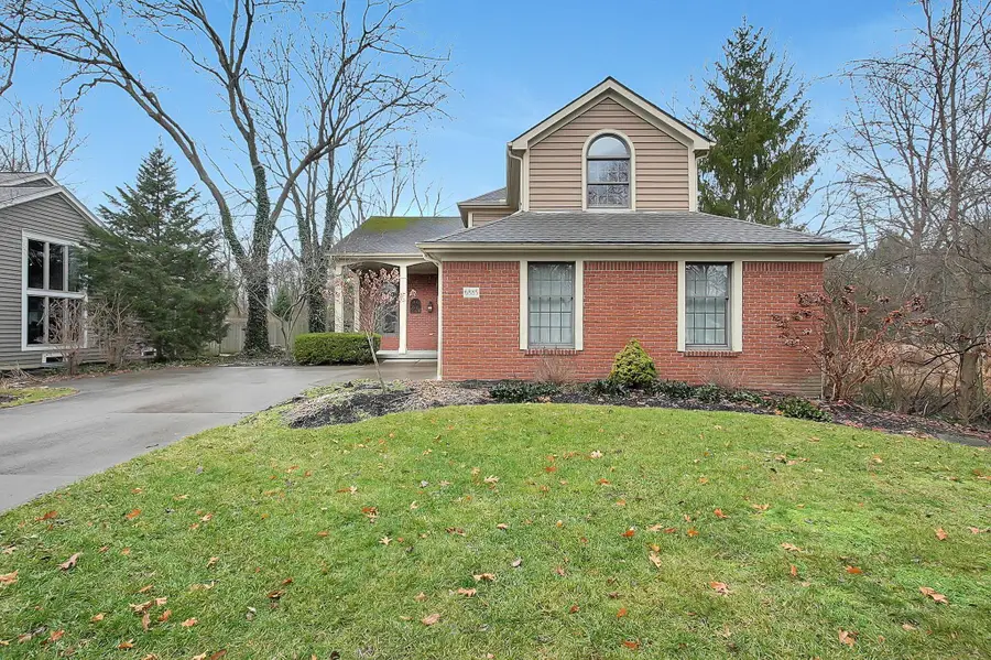 6885 Ravine Circle, Worthington, OH 43085 - Image #2