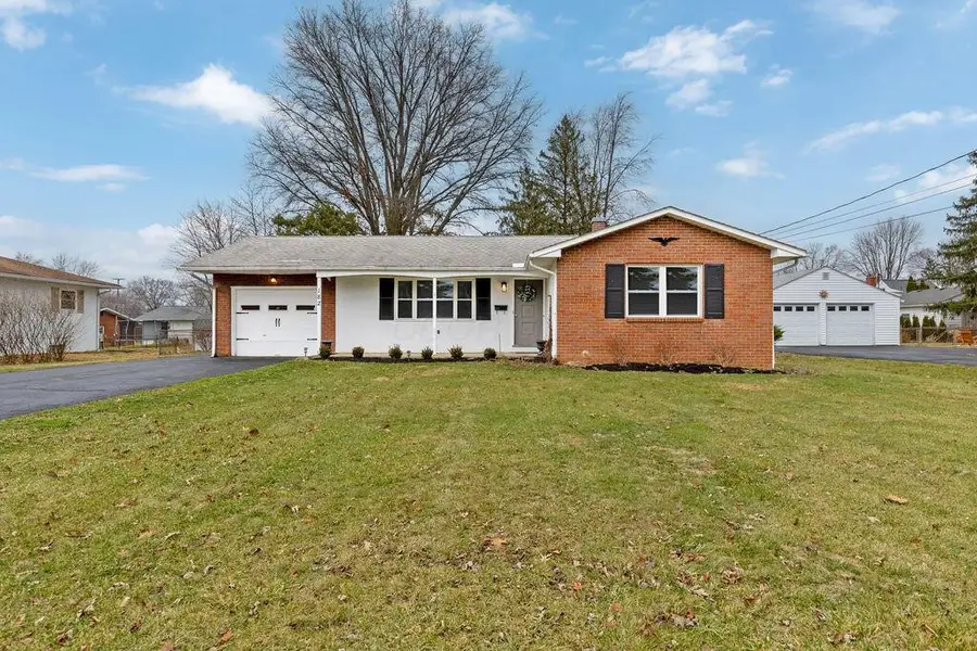 182 Cherrington Road, Westerville, OH 43081 - Image #2