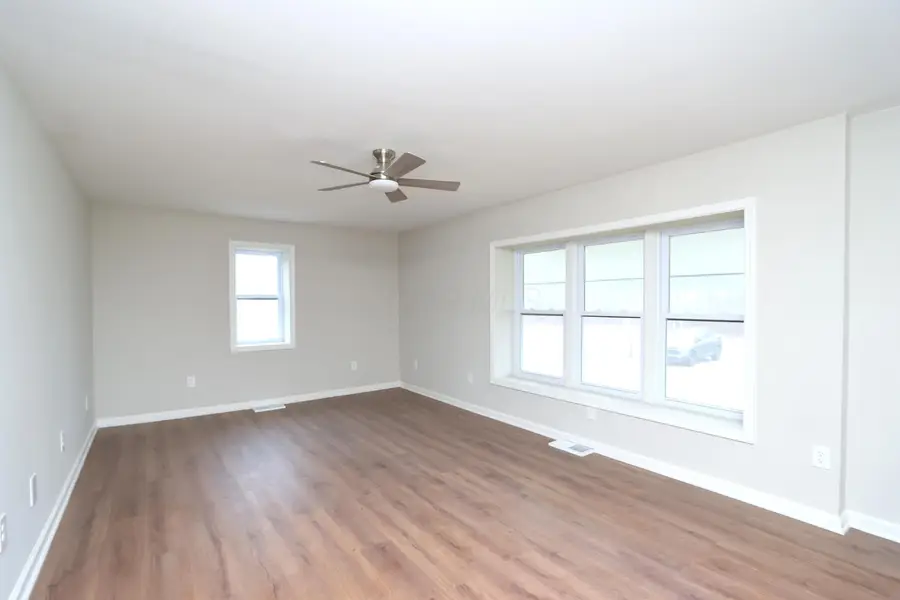 4051 State Route Avenue W, Ontario, OH 44903 - Image #2