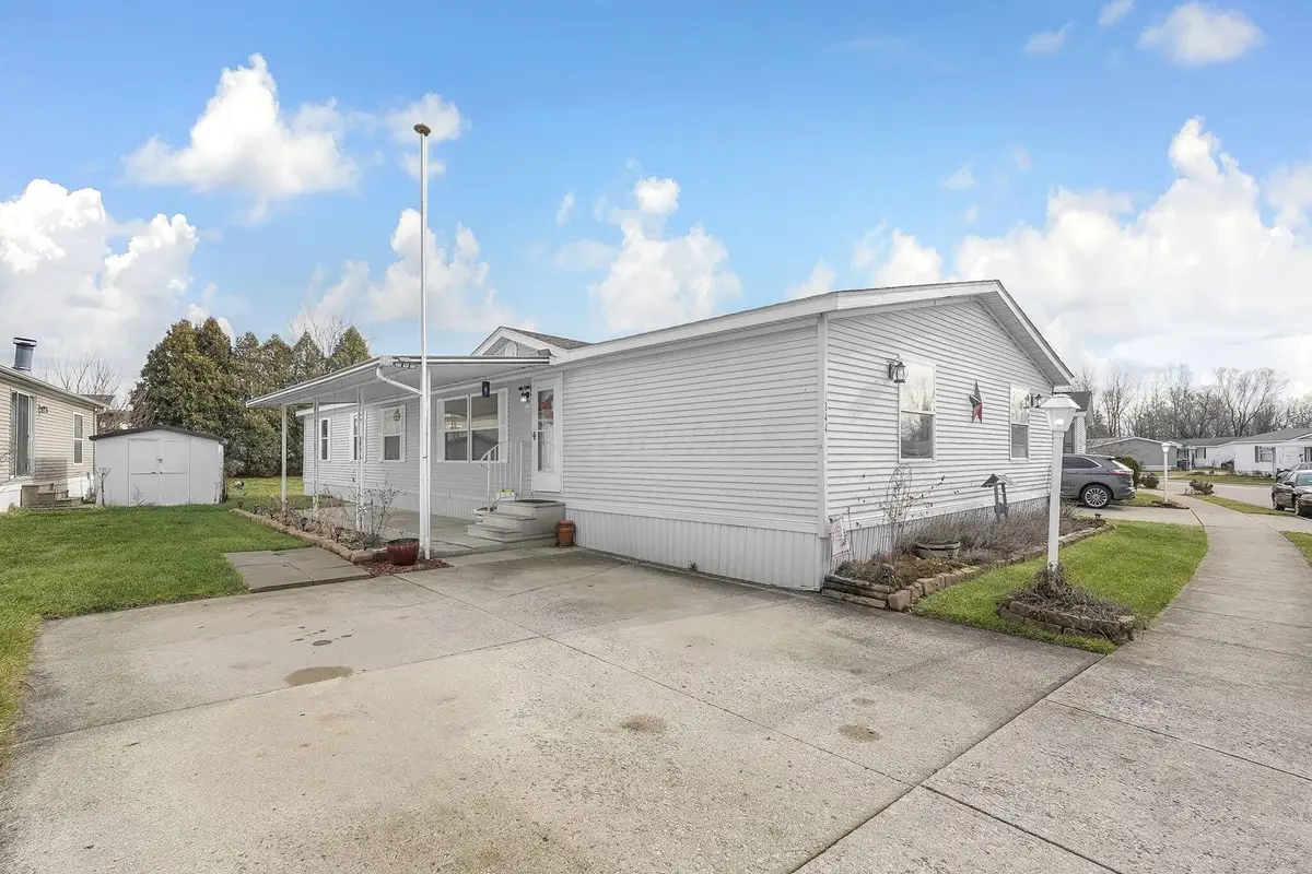 1844 Londoncrest Drive, Grove City, OH 43123 - Image #1