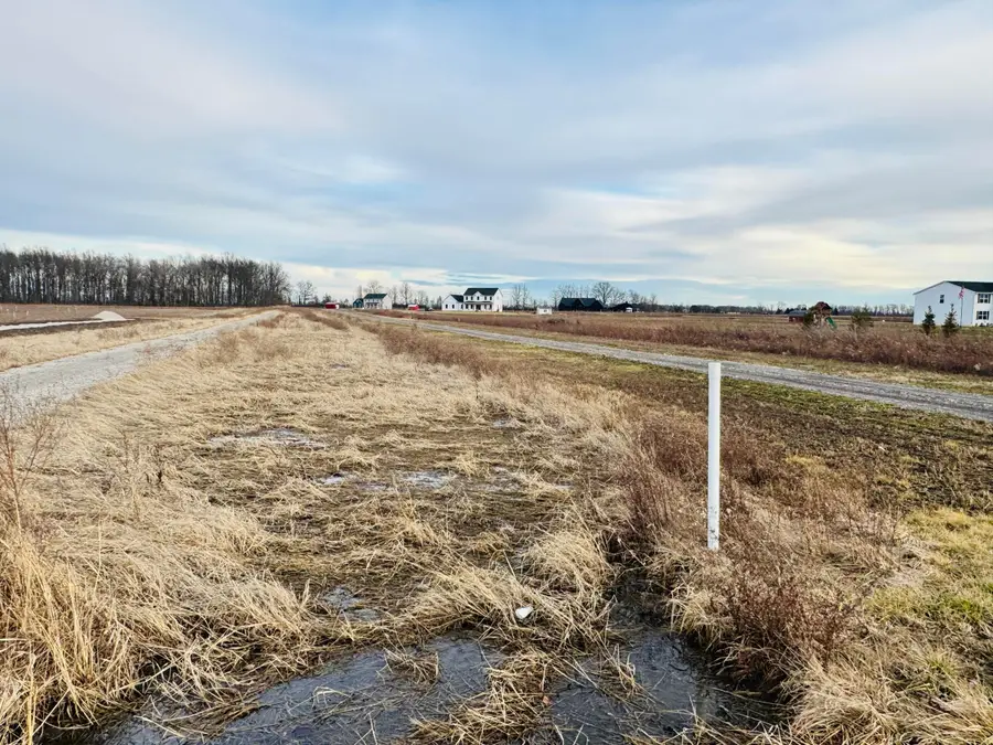 2112 Horseshoe Road, Delaware, OH 43015 - Image #2