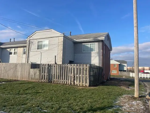 124 Buckeye Circle, Columbus, OH 43217 - #3