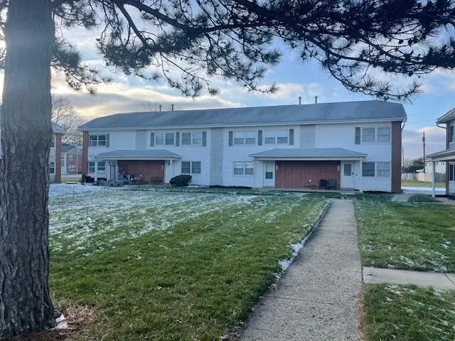 156 Buckeye Circle, Columbus, OH 43217 - #1