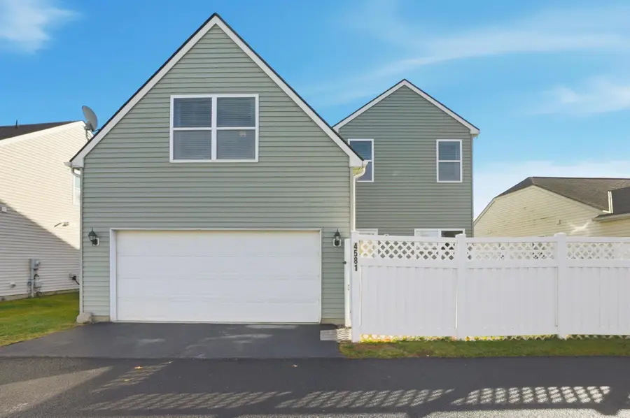 4581 Snowy Meadow Drive, Grove City, OH 43123 - Image #2