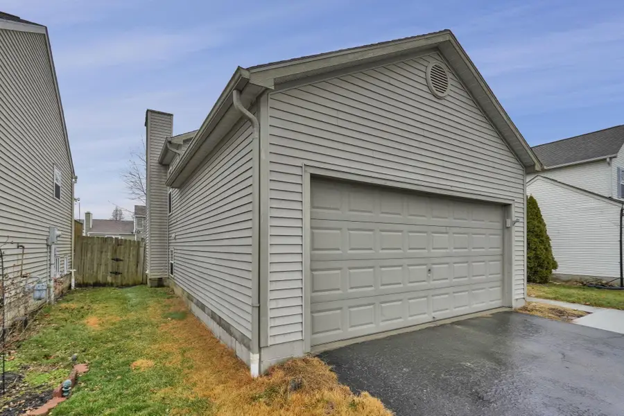 706 Windy Hill Lane, Galloway, OH 43119 - Image #3