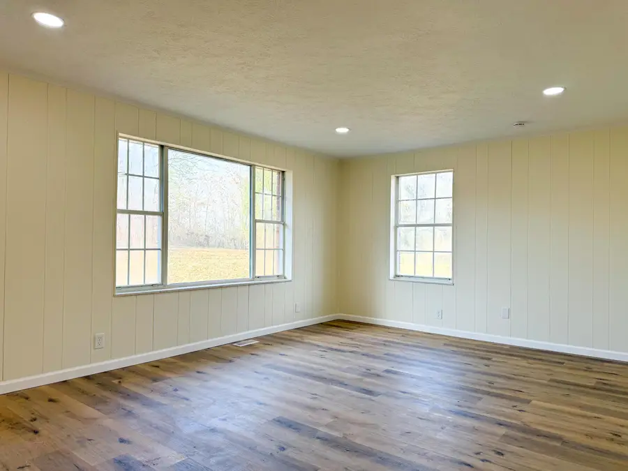 254 Riggenbach Hill Road, Marietta, OH 45750 - Image #3