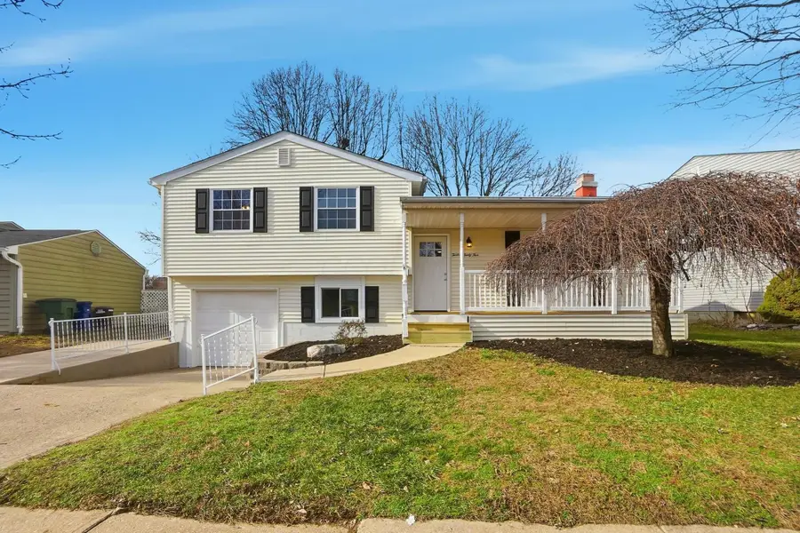 1295 Hathersage Place, Galloway, OH 43119 - Image #2