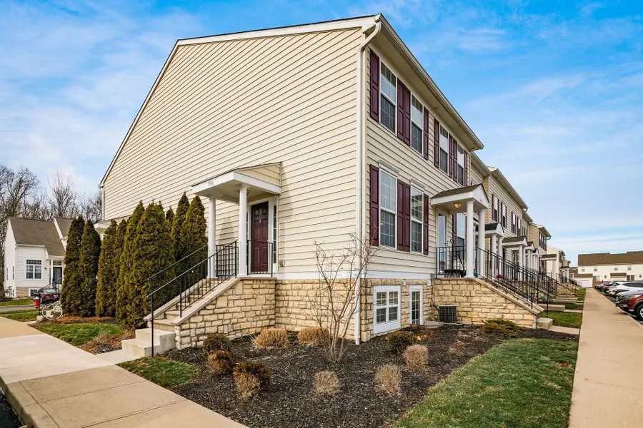 7036 Cavalcade Drive, New Albany, OH 43054 - Image #3