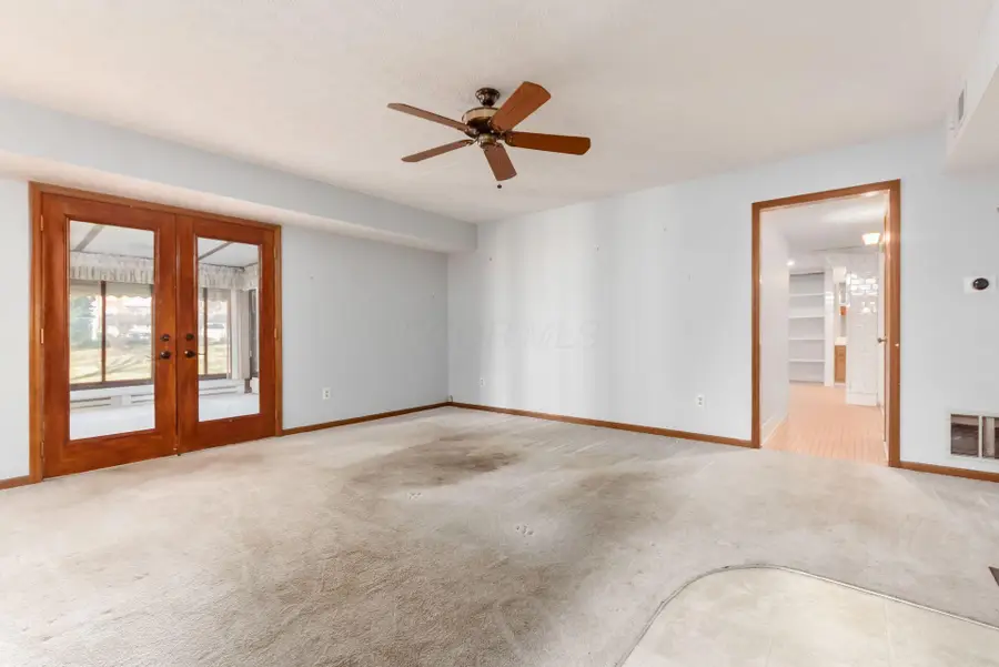 5885 Beechcroft Road, Columbus, OH 43229 - Image #2