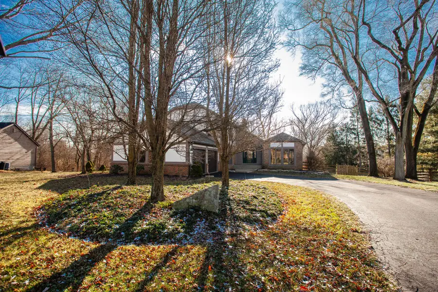 7564 Heatherwood Drive Nw, Canal Winchester, OH 43110 - Image #2