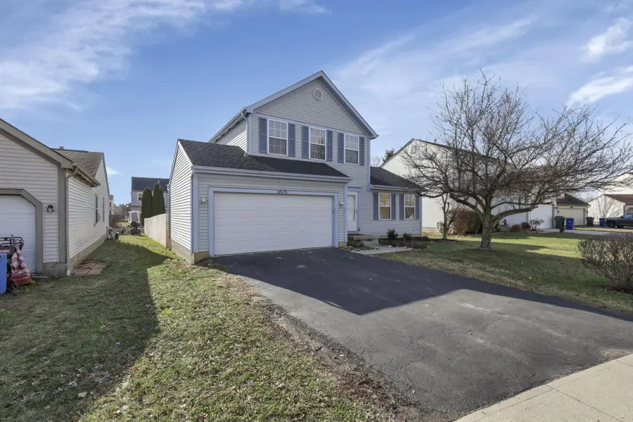 6575 Cloverlawn Circle, Canal Winchester, OH 43110 - Image #2