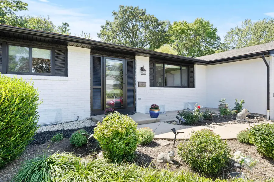 1415 Reymond Road, Columbus, OH 43220 - Image #3