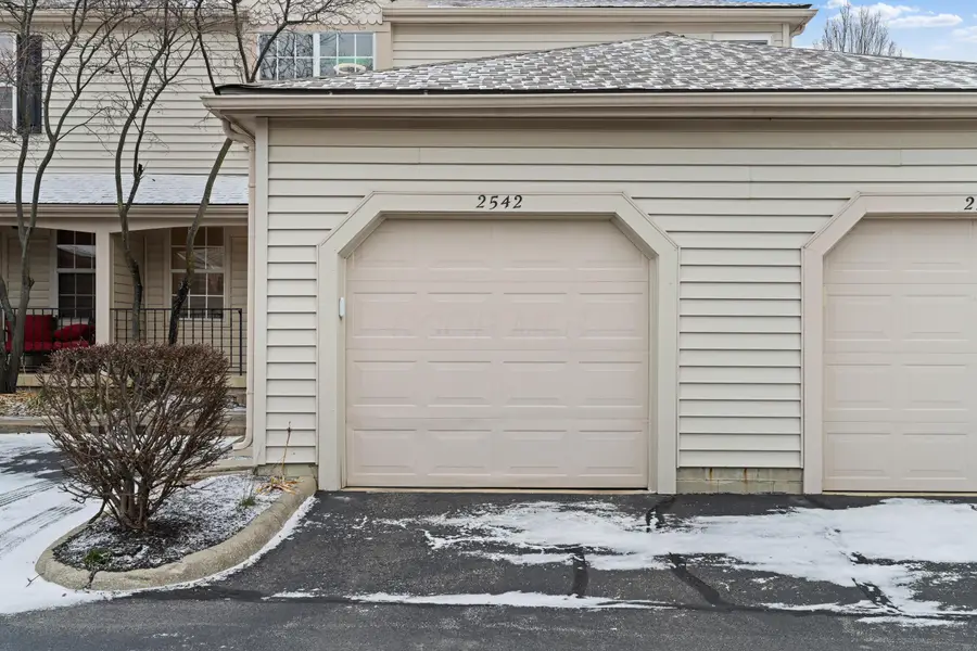 2542 Hyacinth Lane, Columbus, OH 43235 - Image #3