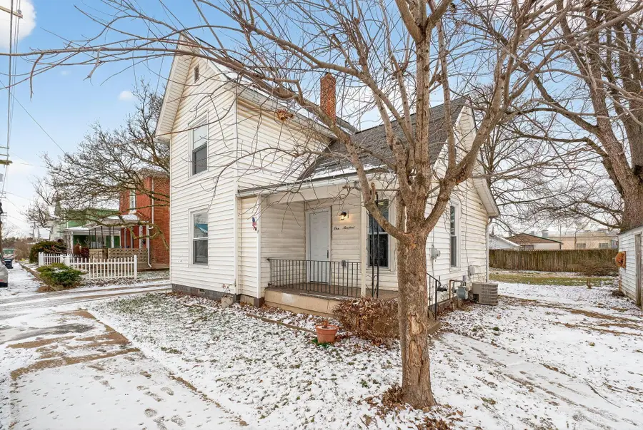 100 W Poplar Avenue, Newark, OH 43055 - #2