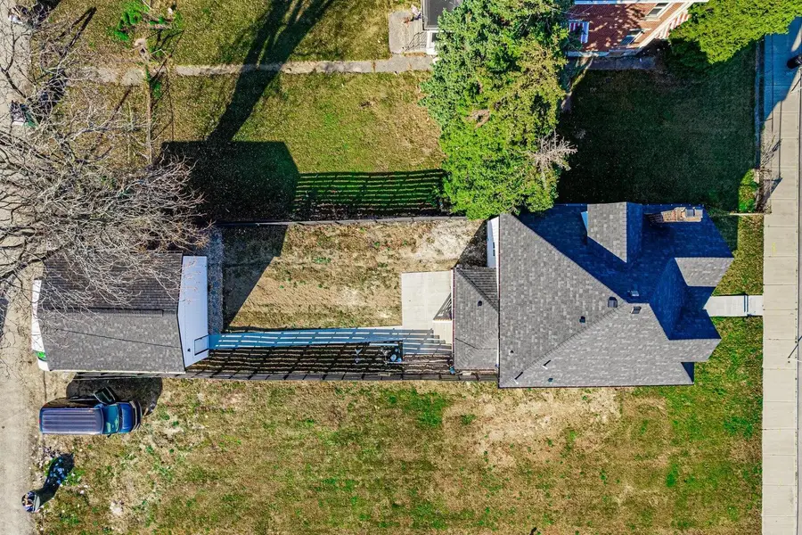 489 Saint Clair Avenue, Columbus, OH 43203 - Image #2