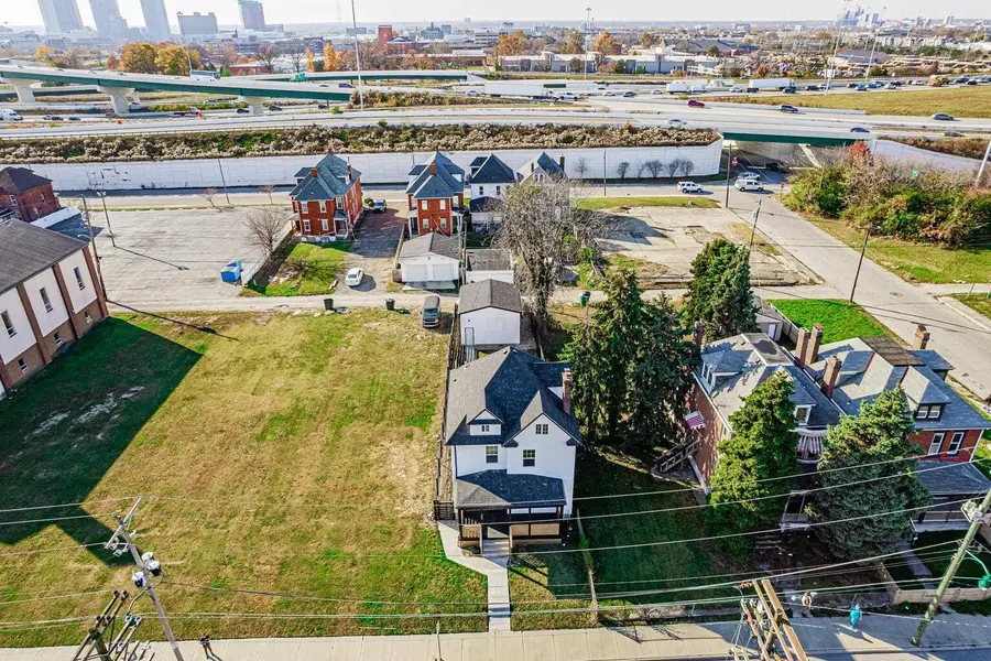 489 Saint Clair Avenue, Columbus, OH 43203 - Image #3