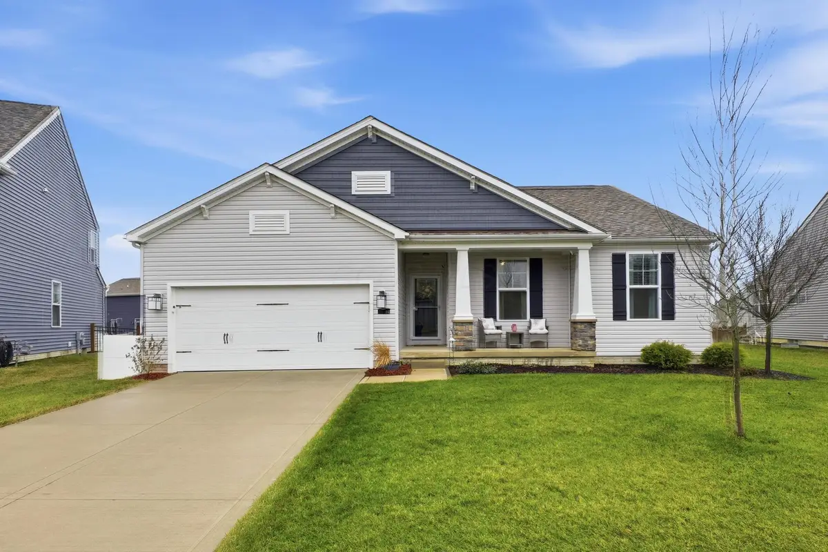 161 Rosewood Loop Se, Commercial Point, OH 43116 - Image #1