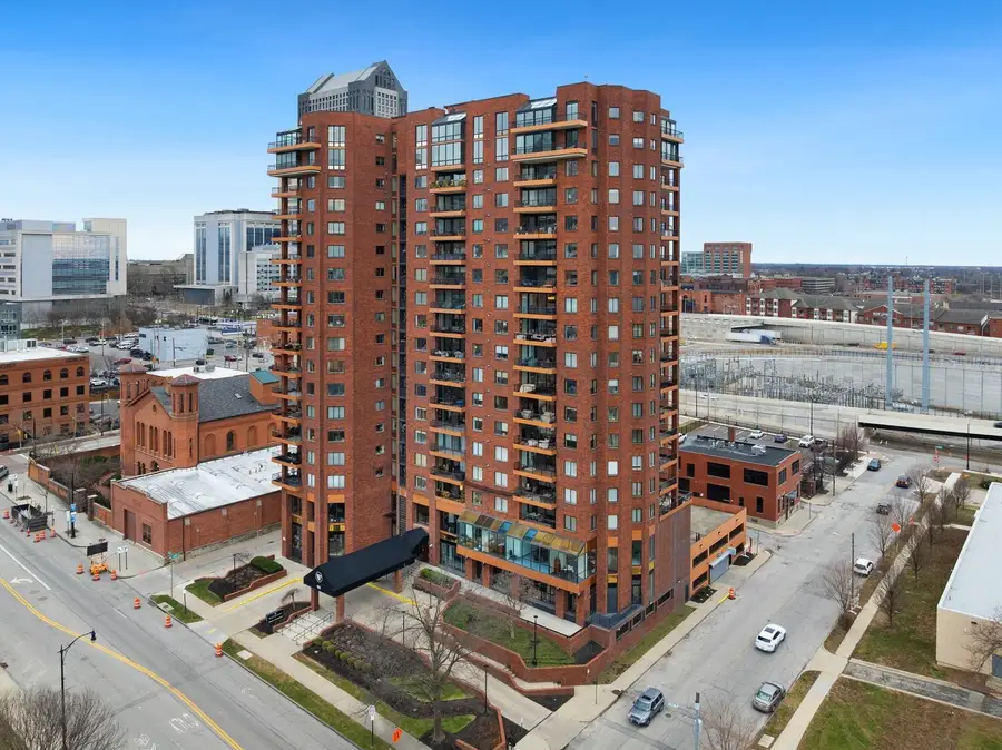 155 W Main Street, Columbus, OH 43215 - #2