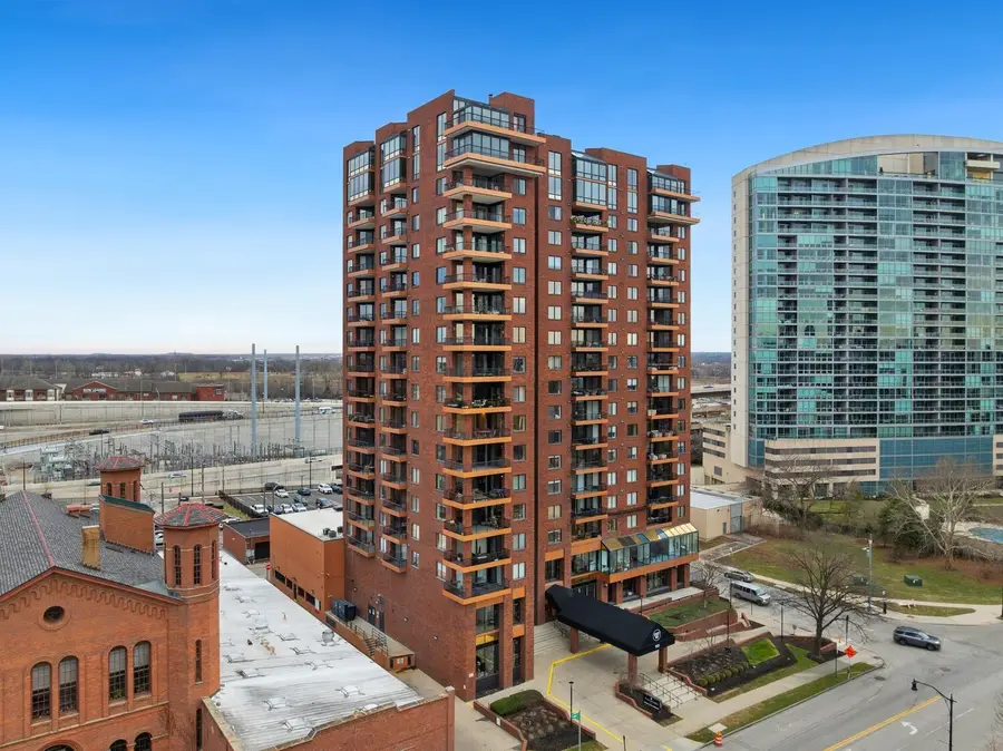 155 W Main Street, Columbus, OH 43215 - #3