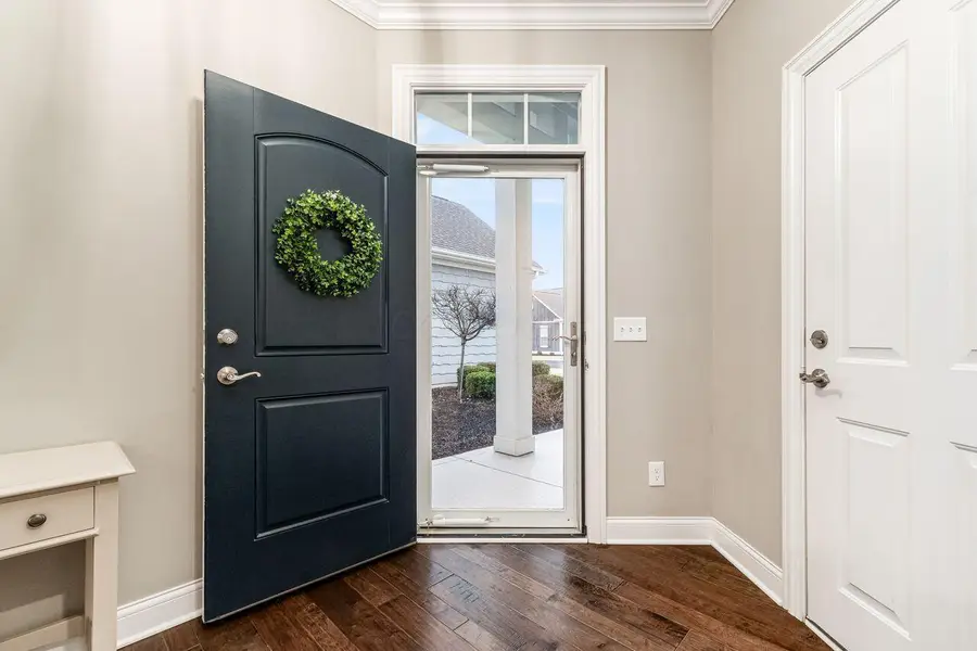 350 Summer Tree Way, Lewis Center, OH 43035 - Image #3