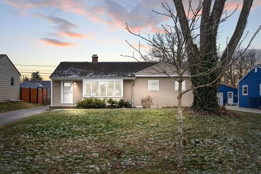 2753 Shrewsbury Road, Columbus, OH 43221 - Image #2