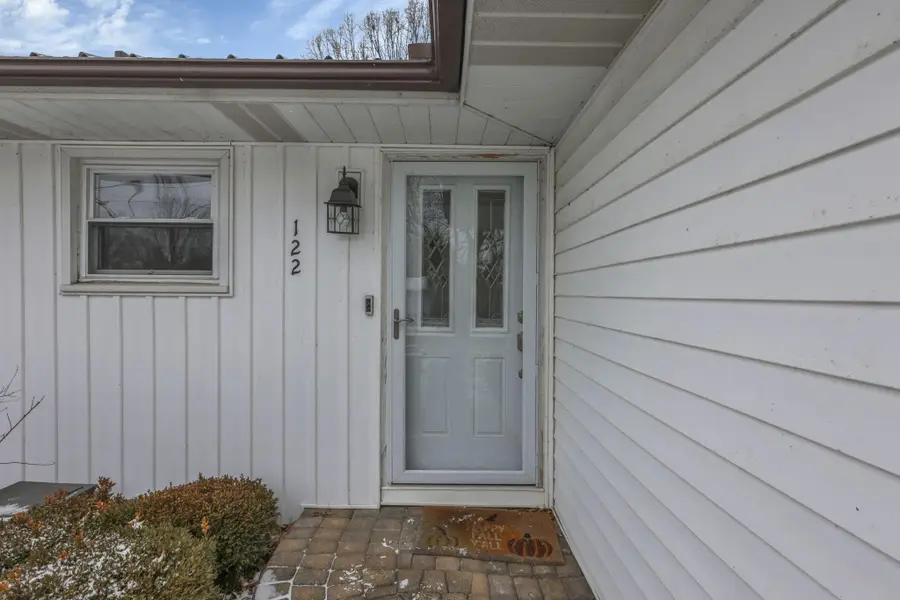 122 Wilshire Drive, Hebron, OH 43025 - #2