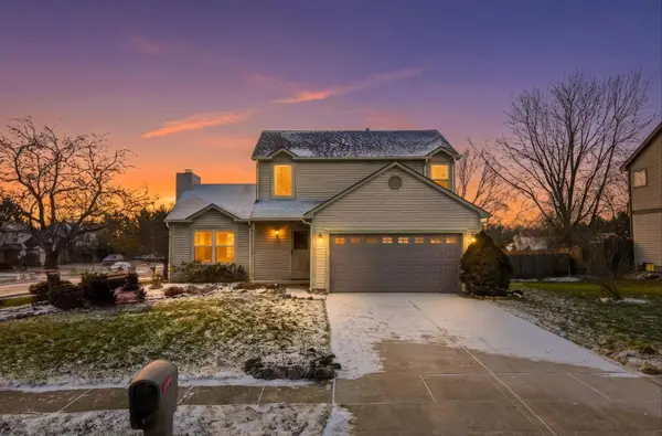 1995 Michelle Drive, Grove City, OH 43123