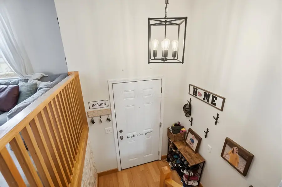 855 Humboldt Drive W, Columbus, OH 43230 - Image #3